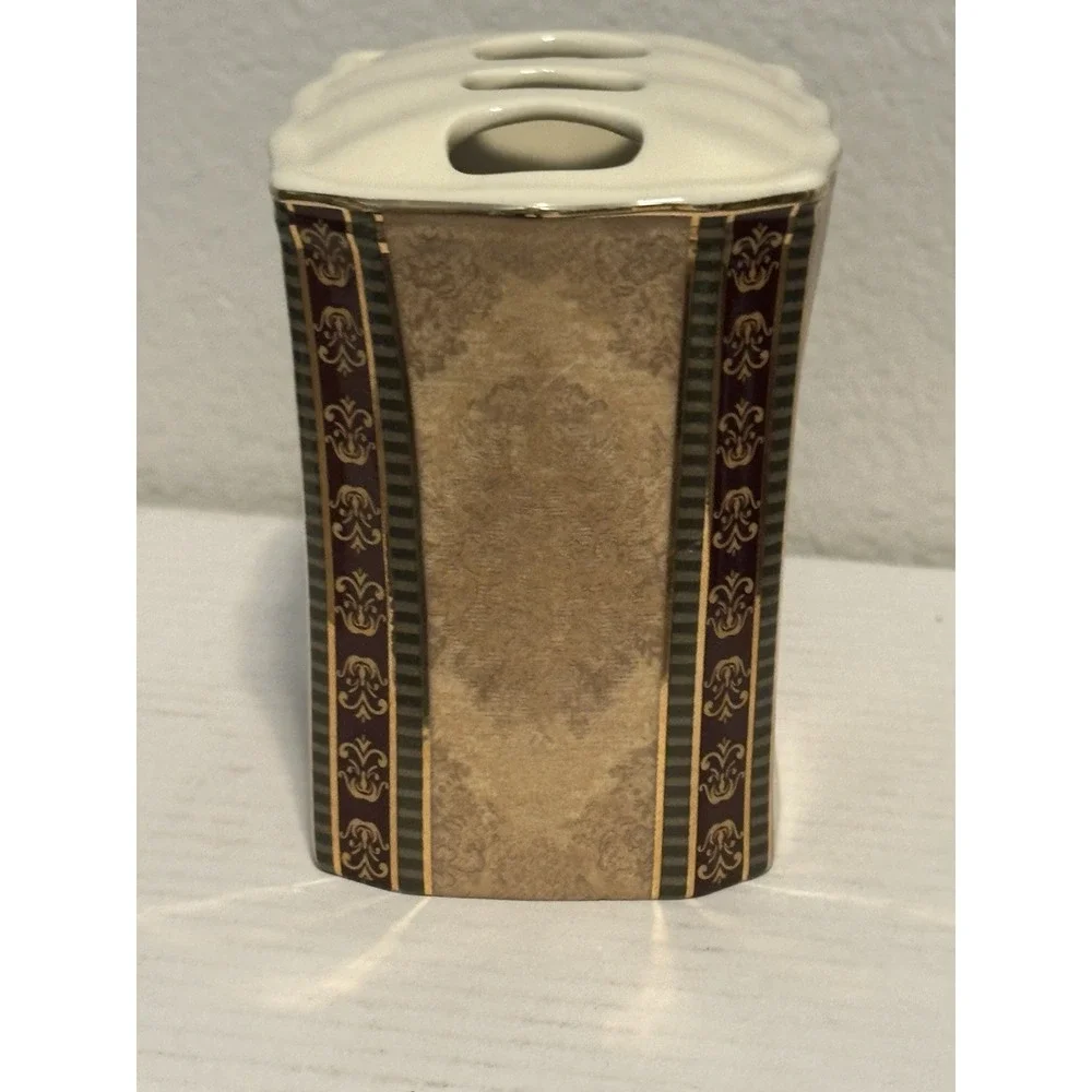 Croscill townhouse ceramic